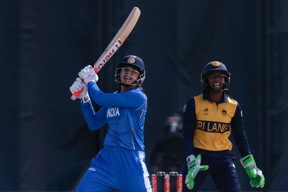 CricinfoHindi's tweet photo. #ShafaliVerma और #SmritiMandhana ने दिलाया एक बार फिर आतिशी आग़ाज़ 💪
स्वर्ण पदक मुक़ाबले में #TeamIndia ने पावरप्ले में बना डाले 67/0 🏏
लाइव : https://t.co/nS47FT3jM4
#AsianGamesFinal | #INDvSL | #SLvIND https://t.co/dd5chBRd64