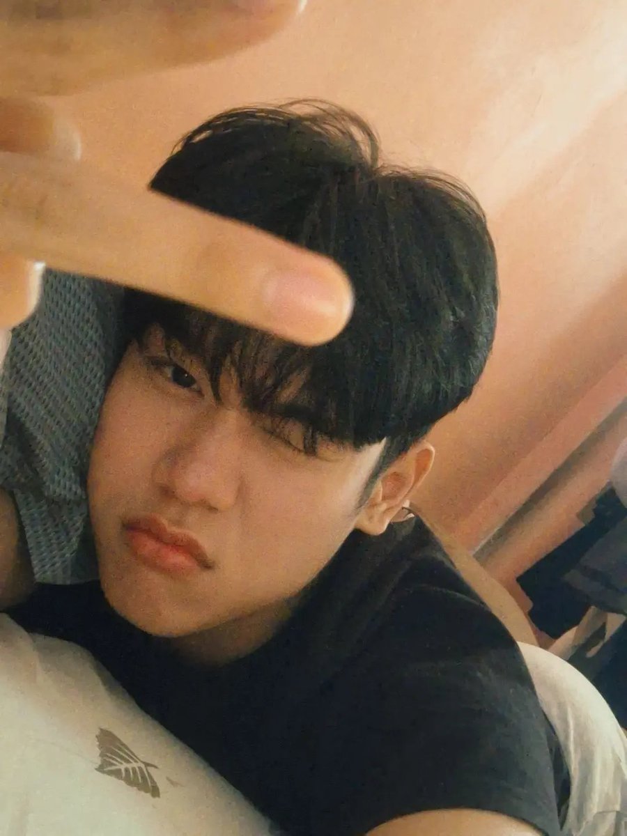Blueberrich_04's tweet photo. sianggg~
baru bangun nih hehe

#mlm https://t.co/nfjMt90B48