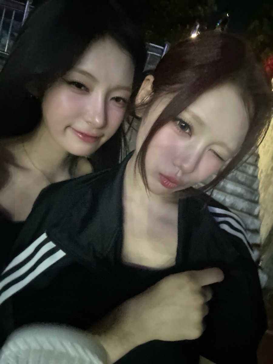 oddyouth_offcl's tweet photo. [💜]  
은소야💖💖💖 사룽해 생일 넘우넘우 츄카해  

#YEEUM #예음
#ODDYOUTH #오드유스
#cantgoback https://t.co/5rqPKQGOhO