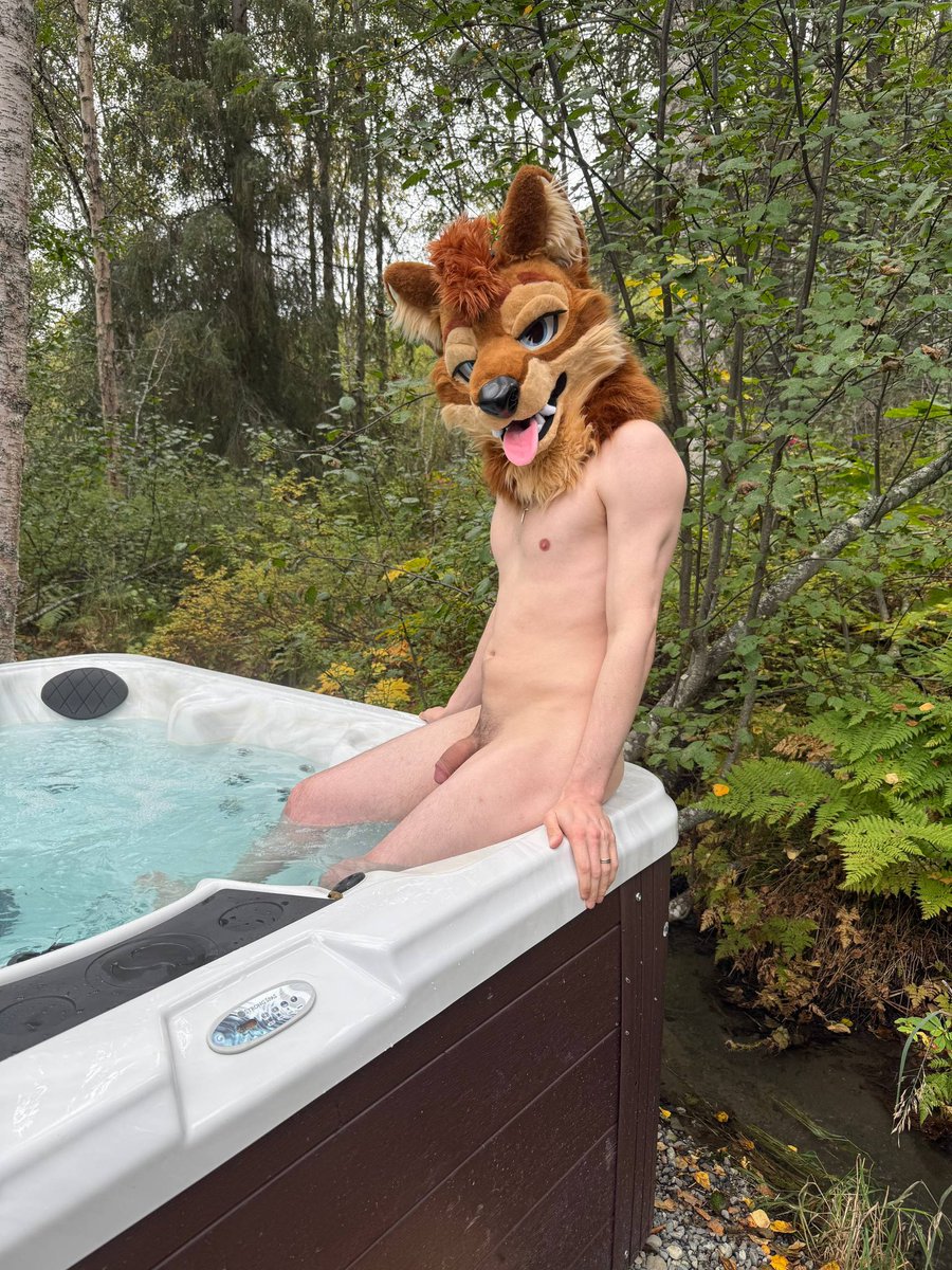 CainDingo's tweet photo. How about you join me and we can really make this a hot tub~

📸 = @Iegoshi4244 https://t.co/FGJN7k9ohI