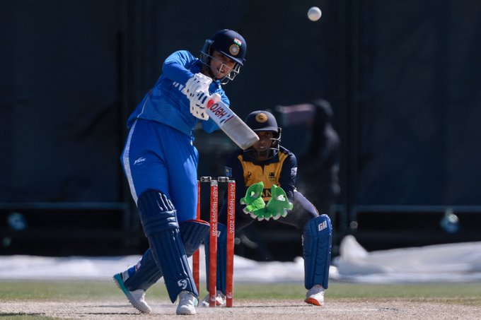 Scintillating 50 by Smriti Mandhana! 🔥