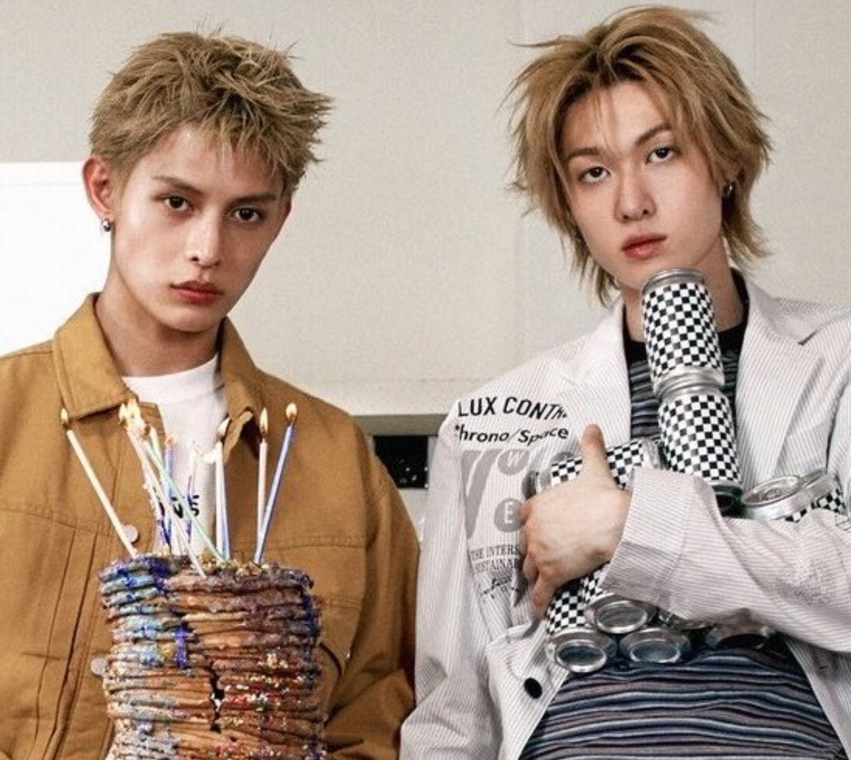 withcortis4life's tweet photo. this duo is so goated, it’s actually insane that they’re in the same band. https://t.co/Kly4eblCcG