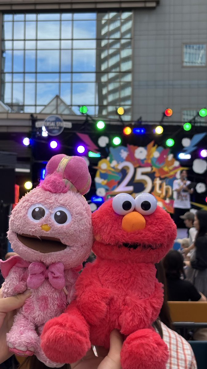 komari0331's tweet photo. 大熱狂!!
ショーもかわいかった♡

 #赤坂でUSJ発見 
 #USJファン https://t.co/QtxYoyvcpo
