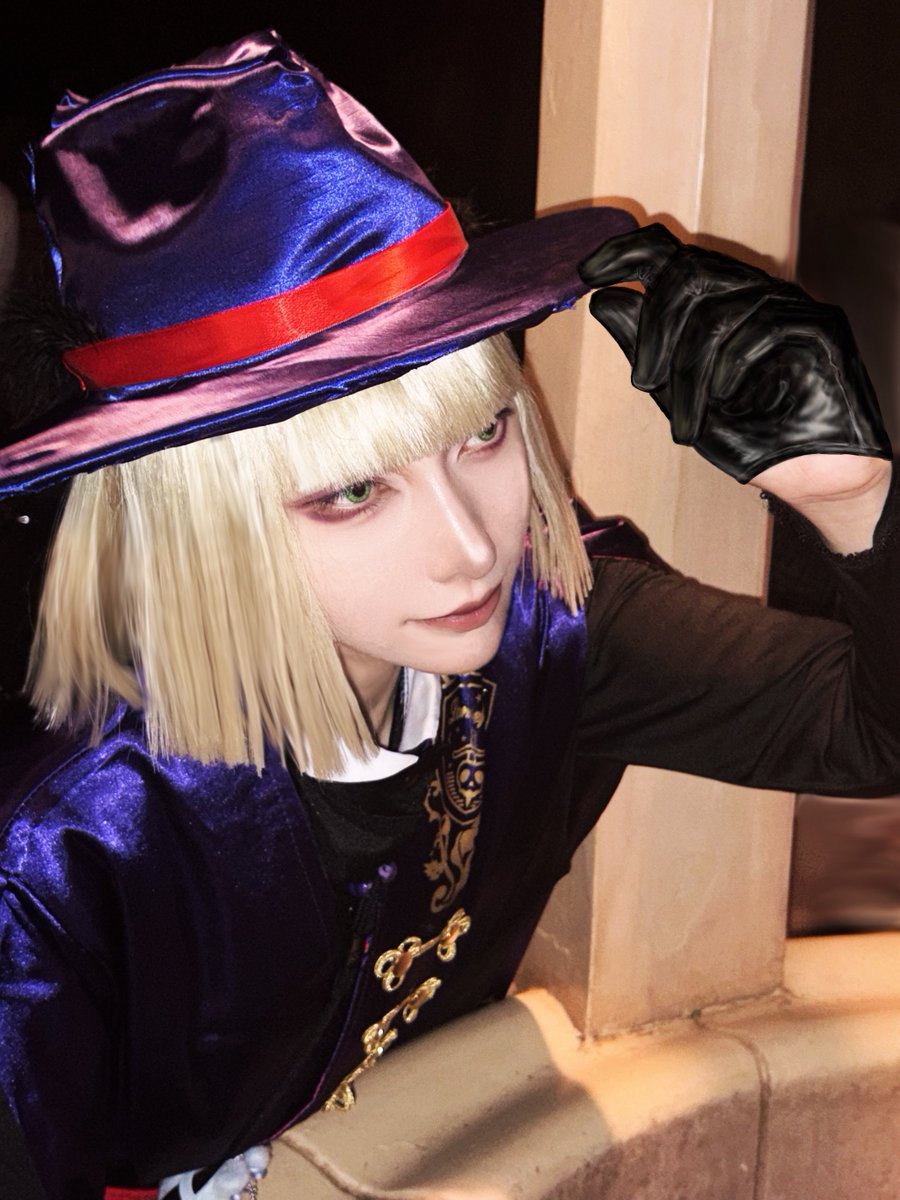 hkdr_0318's tweet photo. 次🏹やる時は絶対に手袋なくしません…

#Dハロツイステ
#Dハロ仮装
#Dハロ仮装2026 https://t.co/KdX2BH5XAv