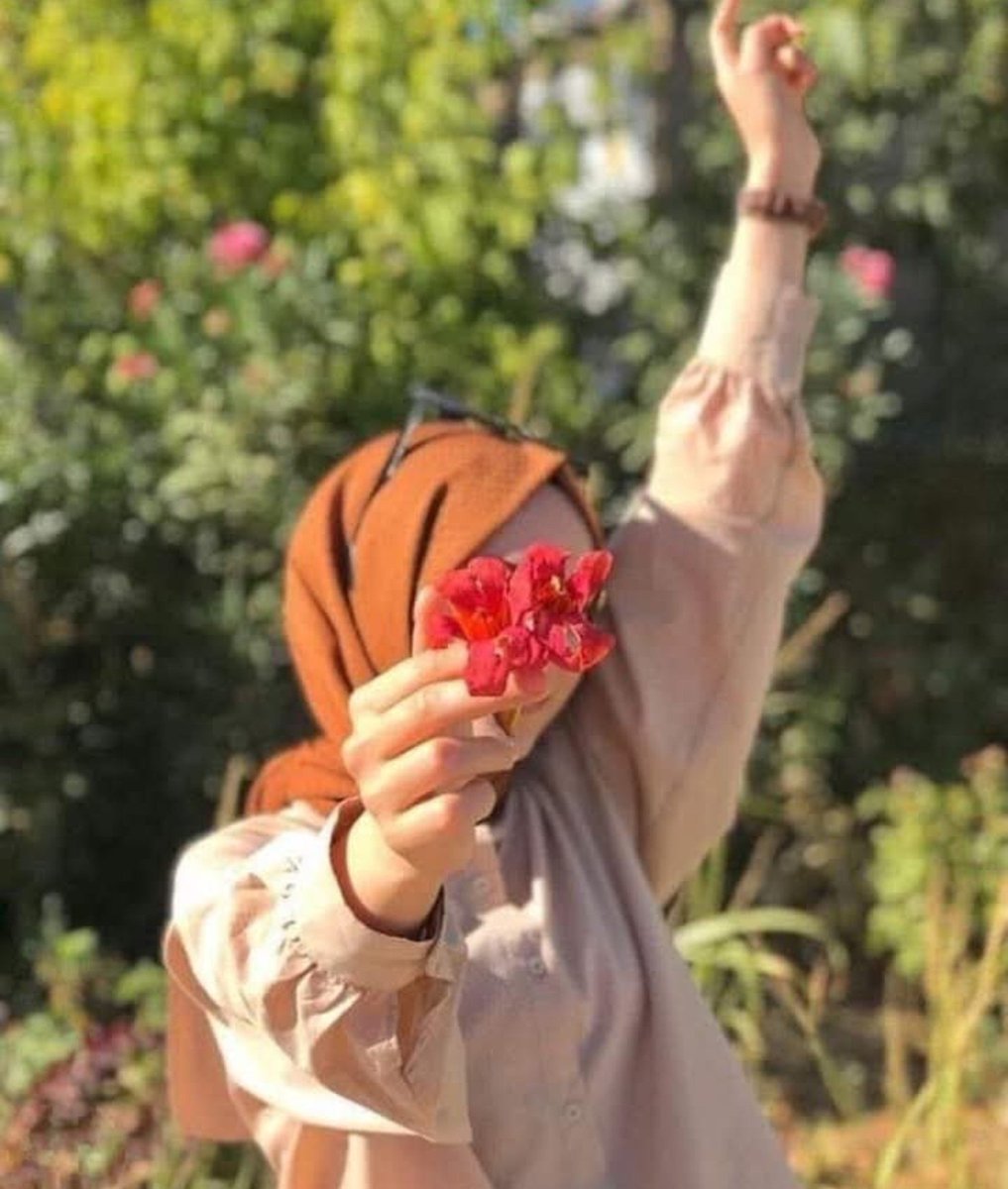 Nefes303585's tweet photo. 🌤️ #Günaydın☕️🌺🍃
Güneşin ışığı değsin gönlünüze;
Bugün hayat, 
Hiç beklemediğiniz bir yerden
Güzel bir tebessüm çıkarsın karşınıza. . https://t.co/2FdneUISPv