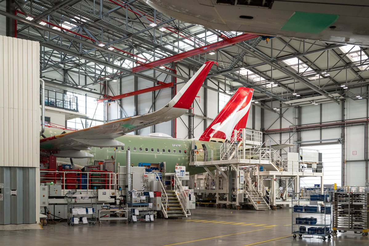Aviationa2z's tweet photo. Airbus Revamps A380 Factory for A321 Wings Production, Adds 480 New Jobs✈️

@Airbus is investing £150 million to convert its former Airbus A380 wing production facility into a dedicated A321 wing production line at its Broughton site in North Wales.

The project is scheduled for completion by the end of 2026 and will support the manufacturer’s wider effort to increase A320 Family production. The investment will also create around 480 new jobs at Broughton during 2026, including 250 positions linked directly to the refurbished factory.

Read in detail👇🔗
https://t.co/mO79AYsqqR
#AviationNews #AirbusA380