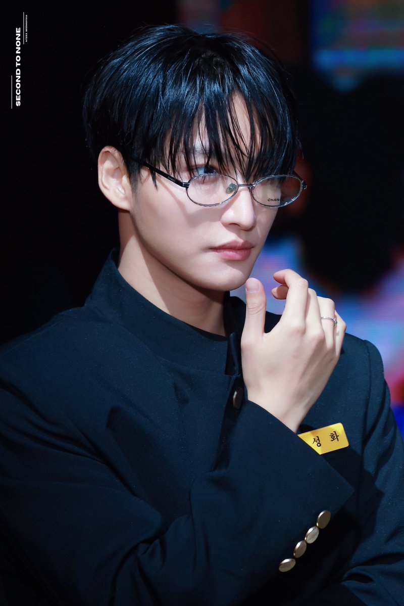 second2none_sh's tweet photo. 260917 선배미 뿜뿜 (⺣◡⺣)♡*
#성화 #에이티즈 #SEONGHWA https://t.co/cadwDX91HD