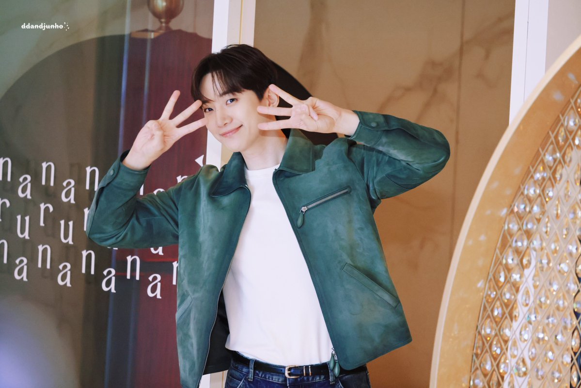 YungChiii's tweet photo. 260922 대환장기안장2 제작발표회
💛

@dlwnsghek
@follow_leejunho
#이준호 #leejunho #JUNHO #李俊昊 #イジュノ 
#대환장기안장2 https://t.co/6PbjMQK3GK