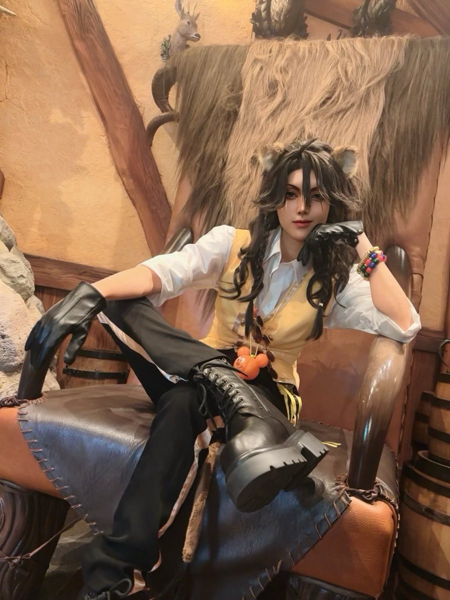 x_al32's tweet photo. 本日🏰🦁✨
#Dハロ仮装2026
#Dハロツイステ https://t.co/p35Id3QXi9