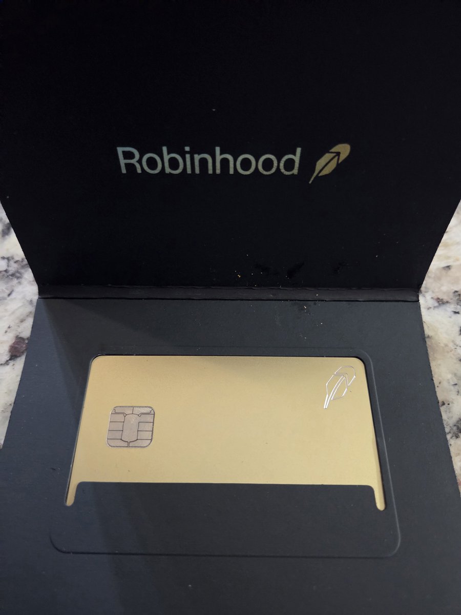 Pewswap's tweet photo. Got my @RobinhoodApp Gold Card! @RobinhoodCrypto

Swap on Pewswap . com and earn $Pew  0x1f94F701f22eF86c8eb91CE65A4A0a8dd9C7a287 https://t.co/uHs2HMnWnP