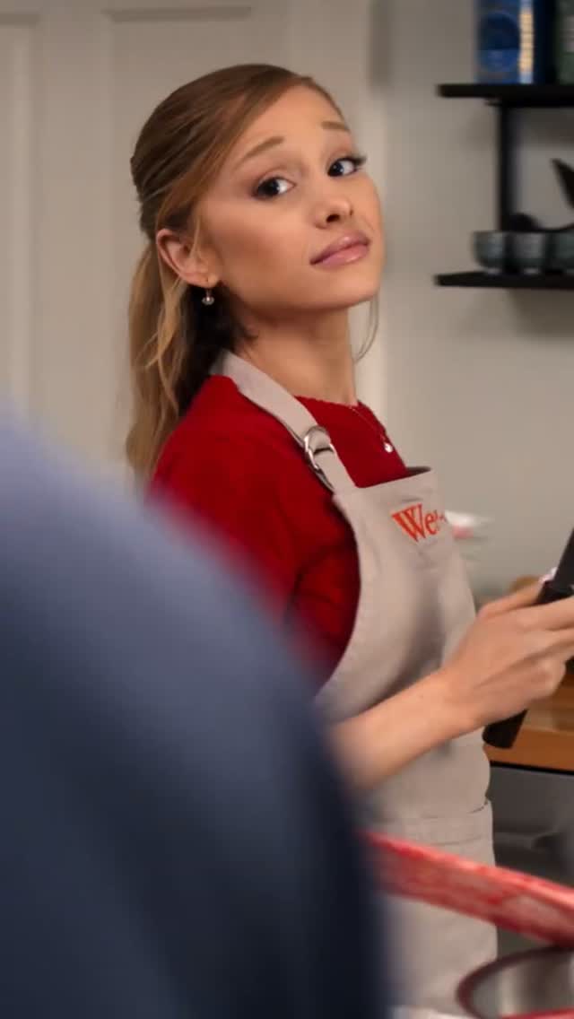 NorikoFlorido's tweet photo. Welcome Ariana Grande! ⁠
Découvrez la nouvelle bande-annonce de Mon Beau-Père, Ma Belle-Fille et Moi, au cinéma le 25 novembre! 🎬🍿⁠
⁠
#MonBeauPereEtMoi #ArianaGrande #RobertDeniro #BenStiller #comedie https://t.co/H2nVDBR2SQ