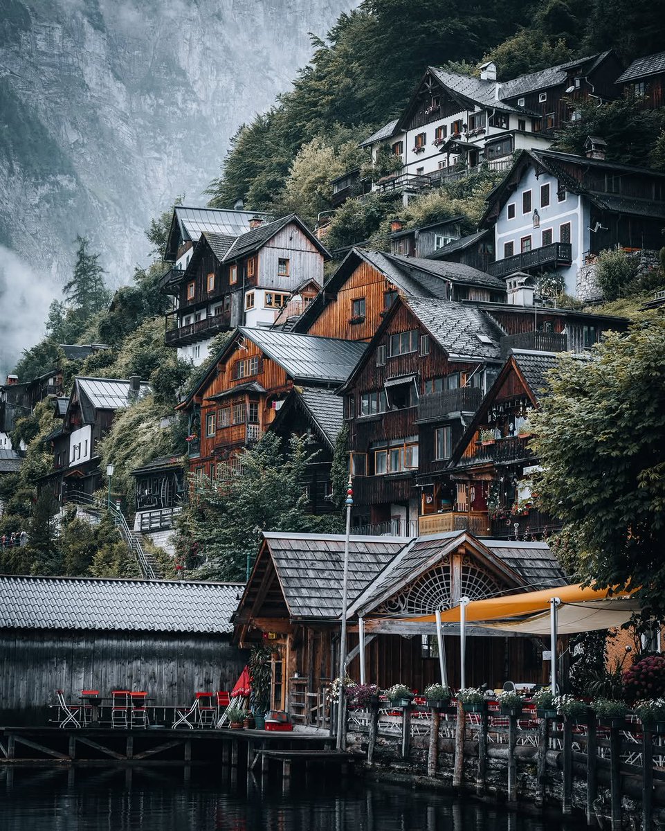 Bey0nd_the_Map's tweet photo. Hallstatt, Austria 🇦🇹 https://t.co/12vDSYY3Pg