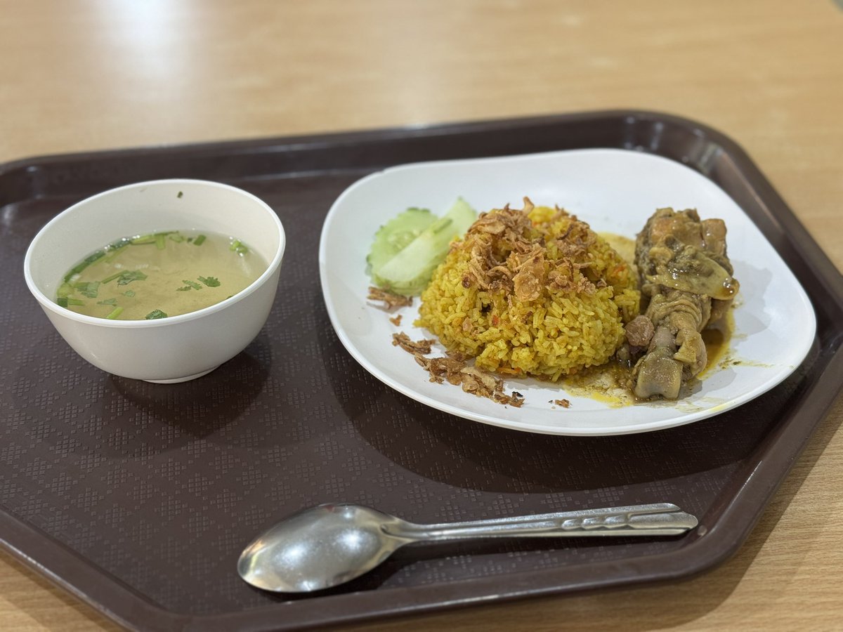 Minato_subaka's tweet photo. 現地食しか勝たん
インスタでは店の詳細と値段もあわせて配信中 https://t.co/1e0eUS1XXa