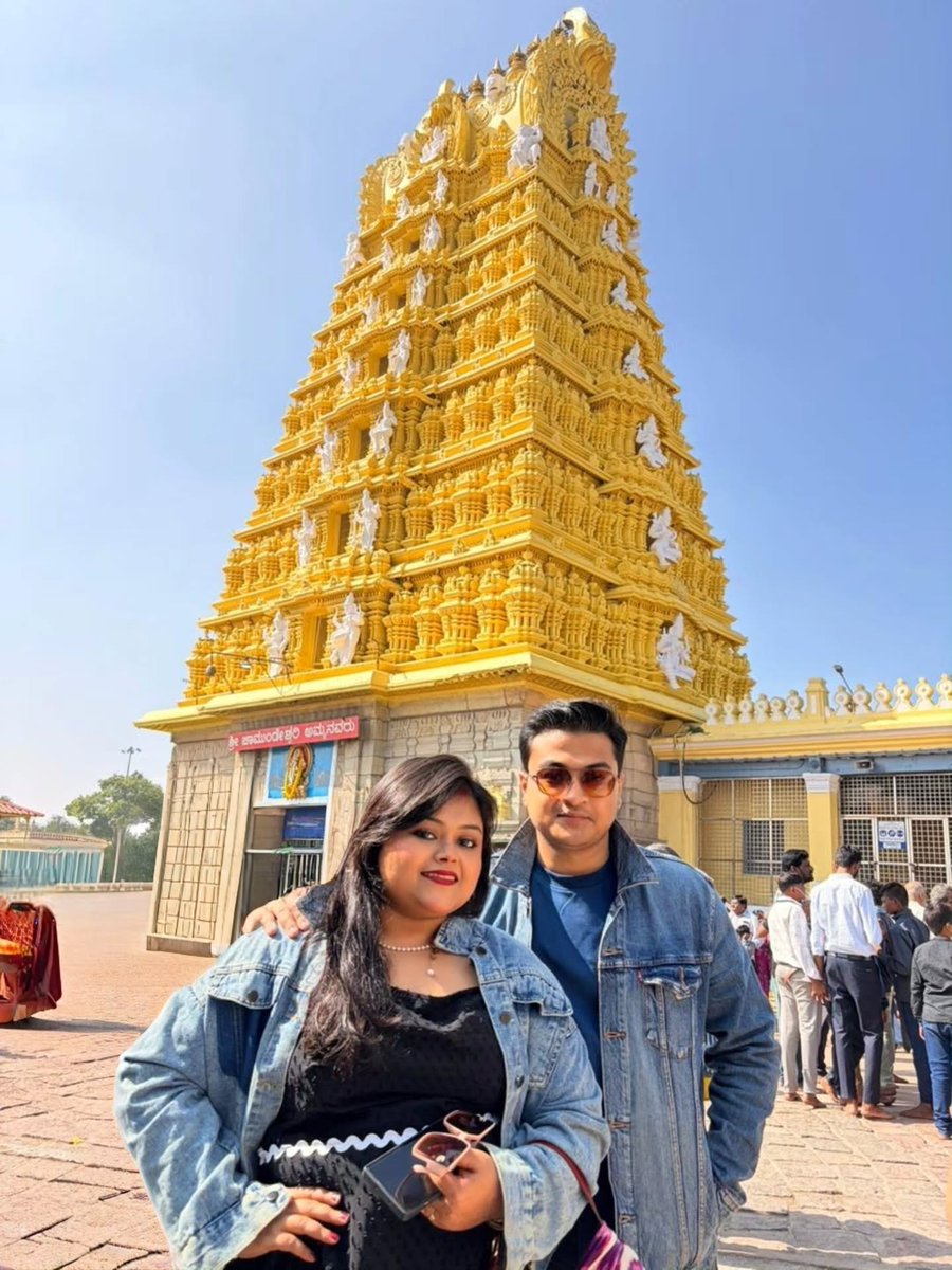 FredaStingef's tweet photo. Completing the grid with a random photo dump from the Mysore leg of our honeymoon. https://t.co/TMhRNXvGXG