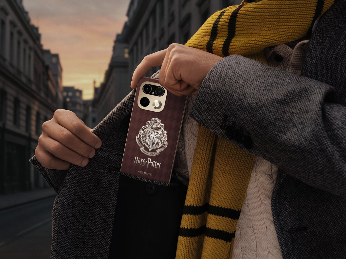 VibesChaman's tweet photo. @FrancisRealme To me, the Harry Potter universe is childhood wonder, courage in the face of fear, and the belief that ordinary people can do extraordinary things. It still feels like magic every time I think about it. ⚡❤️
#realmeHarryPotterEdition #HarryPotterXrealme https://t.co/vwzPknFYxk