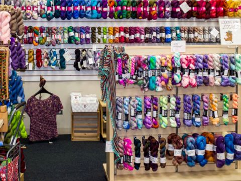 eVisitorGuide's tweet photo. Find all your knitting &amp; crochet needs at Yarnify! Great #shop with large selection of #yarn, tools, &amp; more. Located in South Loop. https://t.co/Jqp1BQQNiN

#Chicago #travel #shopping #knitting #crochet #crafts #crafting #fiberarts #hobby #southloop. https://t.co/1hIaVZzRQe