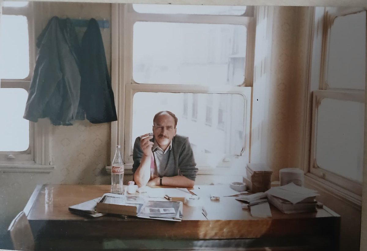 interyayinlari's tweet photo. KURUCUMUZ ALİ YAVUZ ÇENGELOĞLU’NU ÖLÜMÜNÜN 24. YILDÖNÜMÜNDE ANIYORUZ

Sinevizyon
Konuşmalar
İnter Yayınları çevirmenleri Mehmet Ali İnci, Saliha N. Kaya, Süheyla Kaya’nın katılımıyla

4 Ekim 2026 Pazar
Saat: 14.00
Nostalji Kitap & Kahve
Bozkurt Mah. Bilezikçi Sokak No 29
Osmanbey Şişli İstanbul
#interyayınları
#aliyavuzçengeloğlu