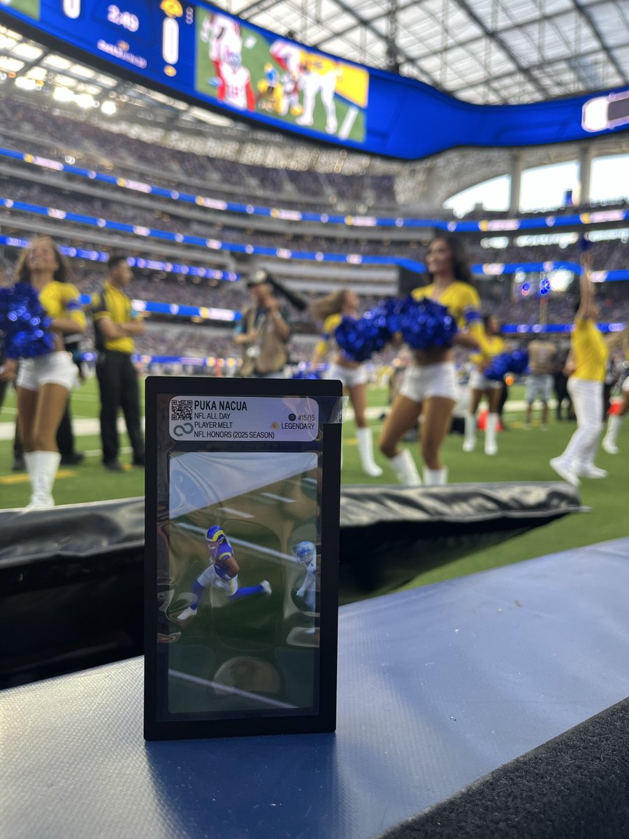 mrxgonz's tweet photo. Shoutout to @dapperlabs and @CryptoSlabs for the Monday Night Football experience! #RamsHouse https://t.co/KH9GL0Tsq0