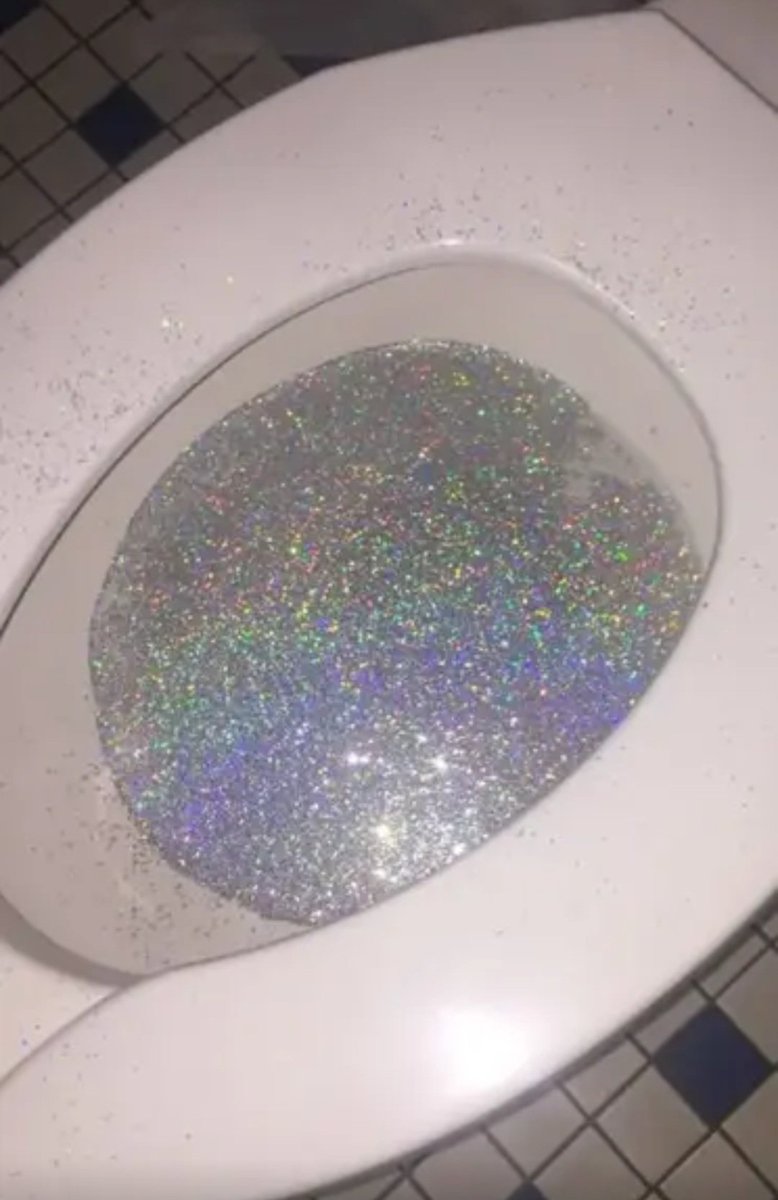 harm3t's tweet photo. This is what girls' poop should look like, btw. https://t.co/QKVjKCLiGH