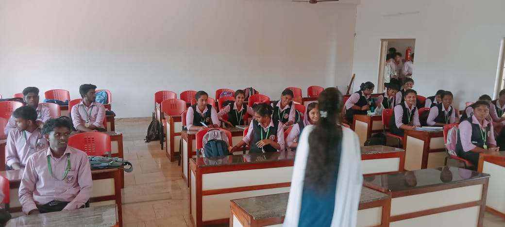 BethlahemPharma's tweet photo. Bethlahem College of Pharmaceutical Sciences, Karungal, in association with Magic Bus India Foundation, organized a One-Week Career Development Programme for the B.Pharm III Year students. https://t.co/71ehlg0x2f
