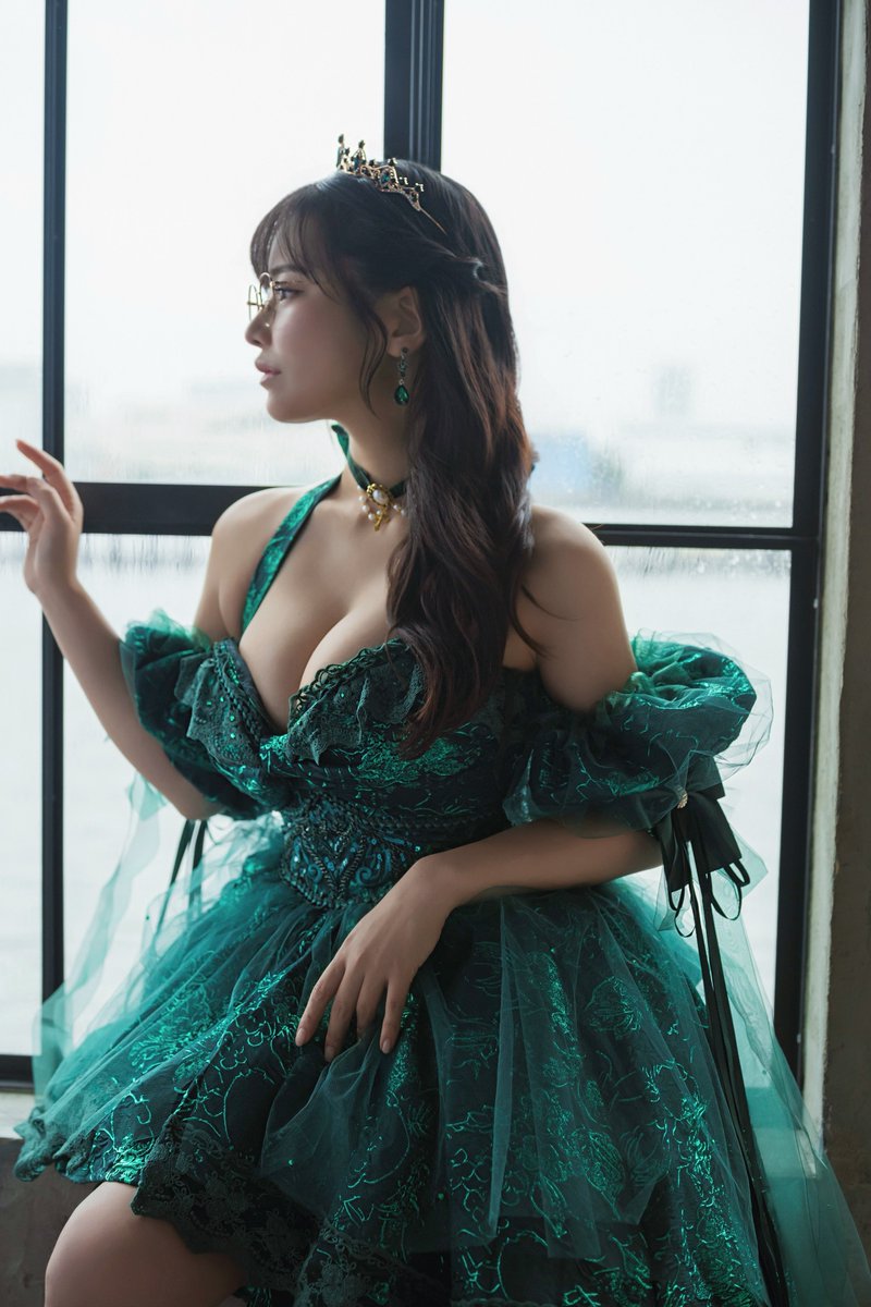 sinonome_umi's tweet photo. 💚生誕祭の衣装、初公開❕💚

今年はこのオリジナルドレスを着ます👗✨
とっても素敵じゃない…？！

🎂9/27 東雲うみ生誕祭🎂
1部は完売です💮
2部のみ、チケット残りわずかです❕
🔻https://t.co/qLMWacFjdf

年に一度の特別企画＆ツーショットチェキも撮れるよ📸ᐠ( ᐢ ᵕ ᐢ )ᐟ♡ https://t.co/v3RS3SPnKq