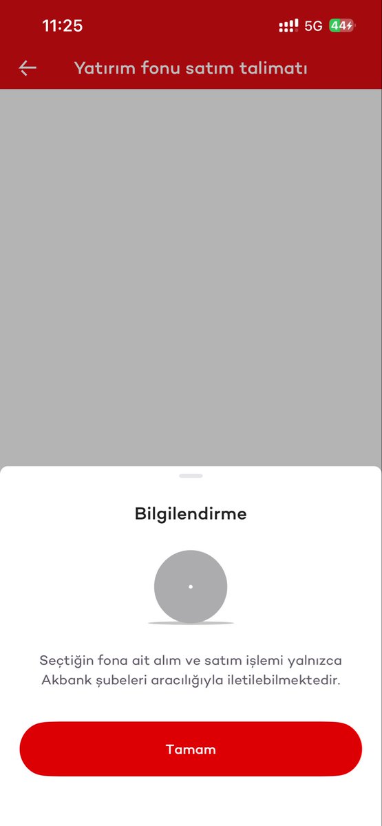 Hugo27198345263's tweet photo. @KeremSerindere1 17.09. 10:00’dan itibaren Akbank mobil üzerinden TLY satış emri vermeye çalıştım defalarca ve önce bu fonla ilgili işlem yapmak içim şubenizle görüşün uyarısı geldi. Hemen şubeye gittim, şubede fonun işleme kapalı olduğunu söylendi. Satış iradem engellendi. @Akbank @spkgovtr https://t.co/xsODoiurun