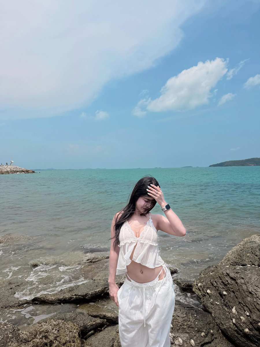 Nongplangls's tweet photo. ทะเลล👙🌊🏖️

#ตลาดนัทน้องข้าว #ทะเลซัน #ชุดว้ายน้ำ https://t.co/Bh0On9n3hF