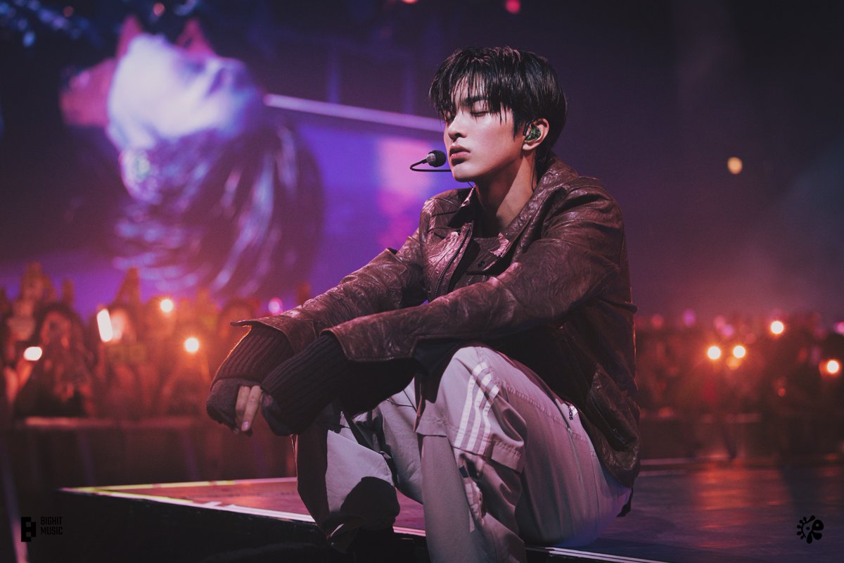 neyucte's tweet photo. @KH_CN_fanbase KEONHO shows ACEKEON MAKNAE brilliance with natural audience connection

MC KEONHO CENTER STAGE

#KEONichiwaJapan
#ゴンホ一番星
#KEONHO #건호 https://t.co/zoZ7mNWo4k