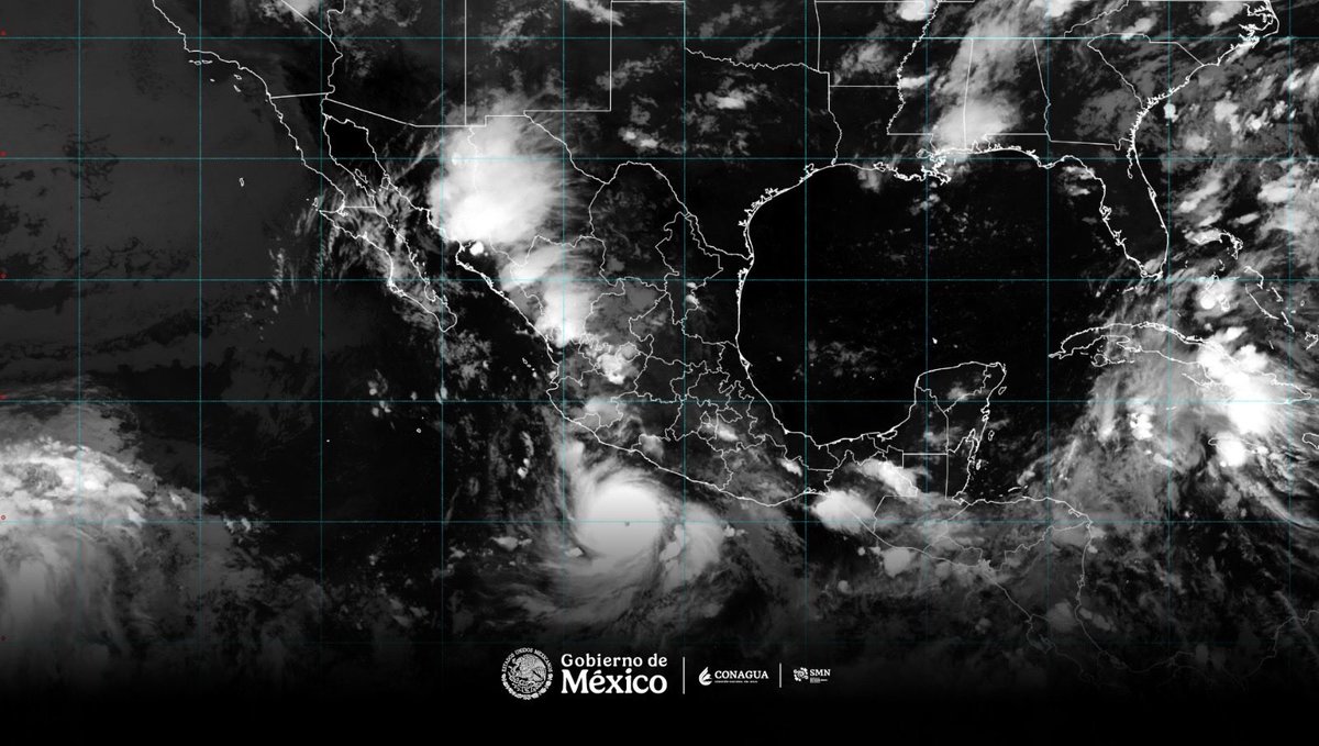 conagua_mx's tweet photo. #AvisoMetorológico
El @GobiernoMX informa que #Polo se intensifica rápidamente a huracán categoría 4 en la escala Saffir-Simpson.
El centro del sistema se localiza en el océano Pacífico, a 340 km al sur de #Zihuatanejo, #Guerrero, y a 530 km al sur-sureste de #Manzanillo, #Colima.
Se prevé un desplazamiento hacia el noroeste y oeste-noroeste entre la noche de hoy y el miércoles.
Más información:
