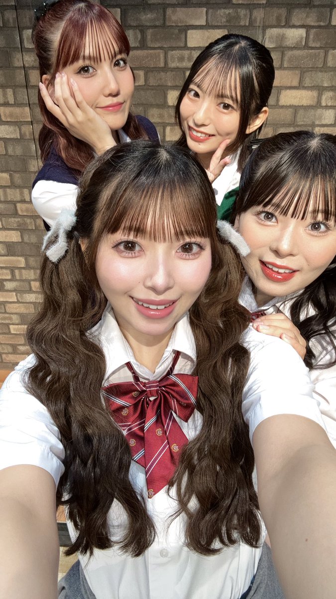 ruriruri_0601's tweet photo. #かえプレ  5公演目です👀🤍
今日も矢口ちゃんとして生き生き頑張ります🪽

当日券ありますので、18:00からぜひぜひ来てくださいっっいいお天気だよ~🤭🍵

特典会もまってるね！💙🪽 https://t.co/46LMxJ7frw