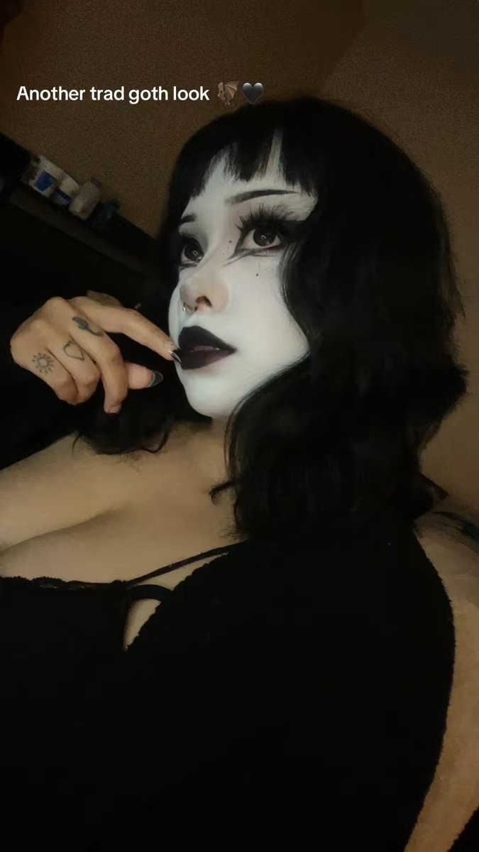 milkgorebabe's tweet photo. https://t.co/ExPHt3lBk7