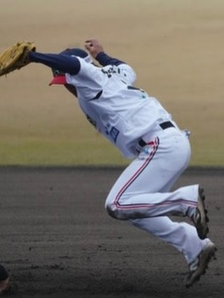 davidjacks67420's tweet photo. 2026 Home Opener

Fukushima Red Hopes

Player Kaishi Shigeta #6

The ideal shortstop. Right-handed thrower, left-handed hitter, great on the bases and in the field. A truly impressive young man, working hard far from his hometown. https://t.co/1qqaPaCglR