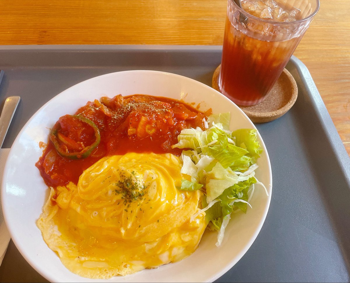 broccolirea's tweet photo. ローストチキントマたまどぅん https://t.co/bG1yBOnKnT