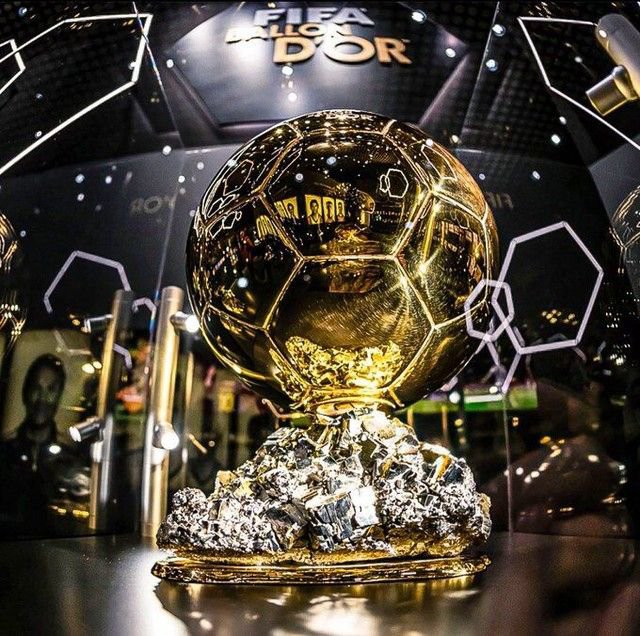 afc_lennon's tweet photo. 🚨NEW✅ : SIR HARRY EDWARD KANE🏴󠁧󠁢󠁥󠁮󠁧󠁿 ON BALLON DOR 2026

   🗣️Worked hard alongside the lads atleast to push for every trophy we faced last season though I was unlucky about UCL and WC but I tried my best. Focus was always on the team first, but it's an incredible feeling to be mentioned in the Ballon d'Or conversation again.
Truly humbled by the support!, I Play, you judge  🙌🏆 #MiaSanMia #BallondOr