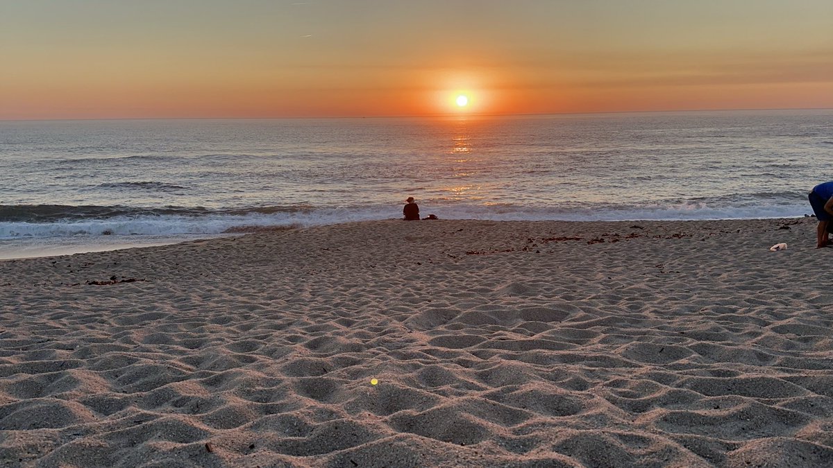 coderustle's tweet photo. Day three of my Camino to Santiago de Compostela. With all this AI hype and everything that's happening in software engineering, a walk alone with your thoughts, disconnected from work and everyday life, is a blessing. I feel grateful and optimistic. 

#SoftwareEngineering #CaminoDeSantiago