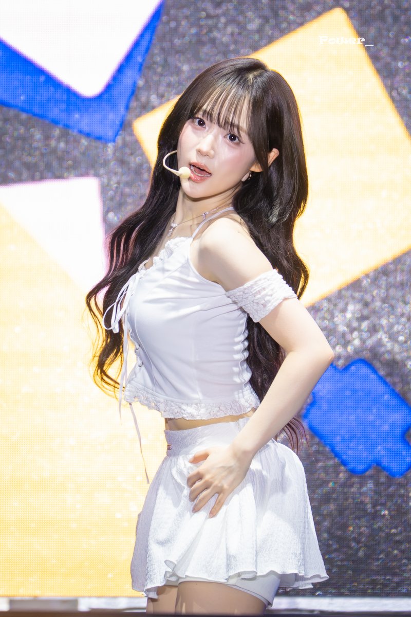 woori_2006's tweet photo. 260920
안양춤축제
윤서연
#트리플에스 #tripleS #윤서연 #SEOYEON https://t.co/RTaLpilvas