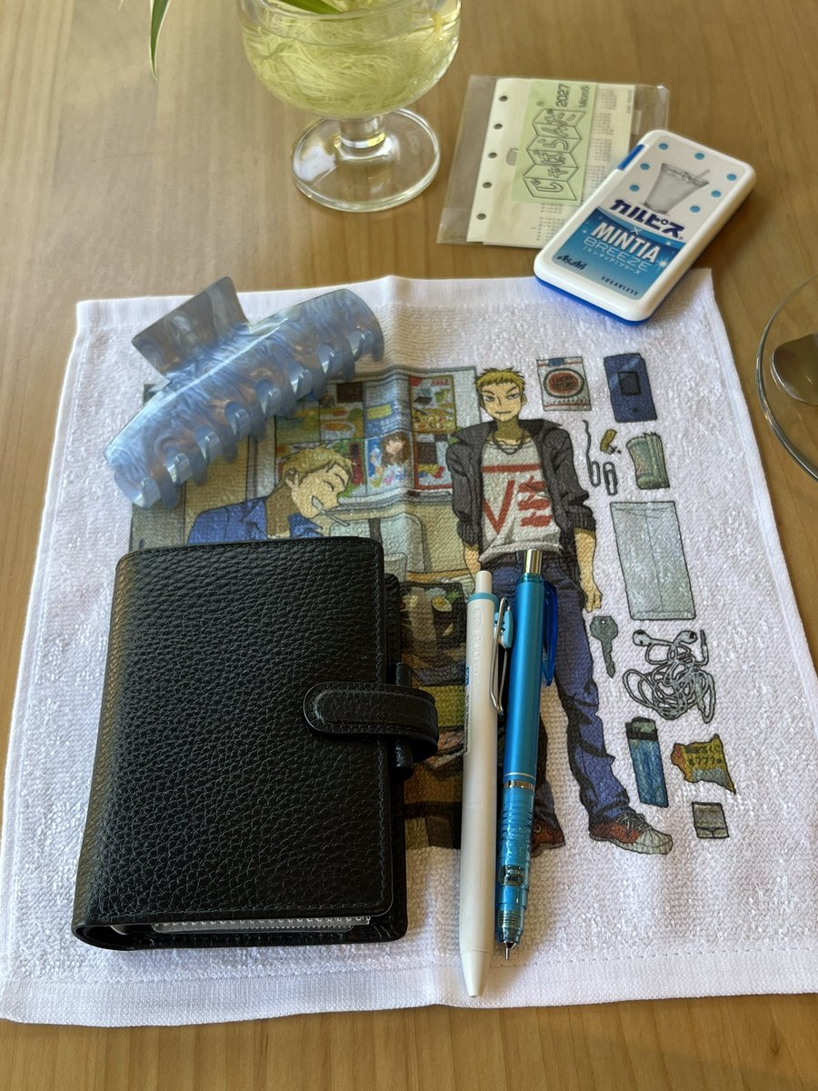 tanomuyo131's tweet photo. 💼📝☕️ https://t.co/i25HvHYBif