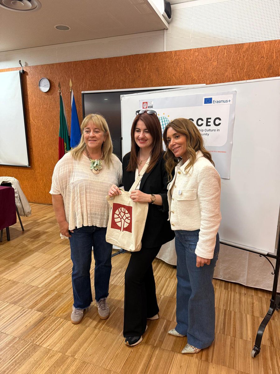 DCCiEC's tweet photo. Activities:
* Welcome from the school board: WELCOME KIT
* Presentation of the school
* Icebreaker activities among participants

🇹🇷Turkey - Hatay Governorship
🇵🇹Portugal
🇹🇷Turkey - Söke District MEM
🇲🇰Macedonia
🇫🇮Finland
🇳🇱Netherlands https://t.co/z5HsfOeMbw