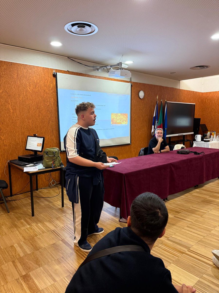 DCCiEC's tweet photo. Activities:
* Welcome from the school board: WELCOME KIT
* Presentation of the school
* Icebreaker activities among participants

🇹🇷Turkey - Hatay Governorship
🇵🇹Portugal
🇹🇷Turkey - Söke District MEM
🇲🇰Macedonia
🇫🇮Finland
🇳🇱Netherlands https://t.co/z5HsfOeMbw