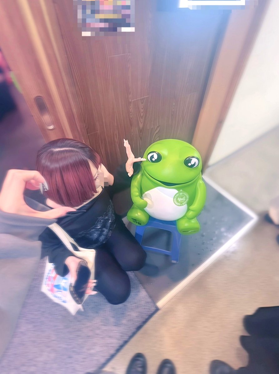 noa_xo9's tweet photo. 🐸💛 https://t.co/BpJXAGIcmI