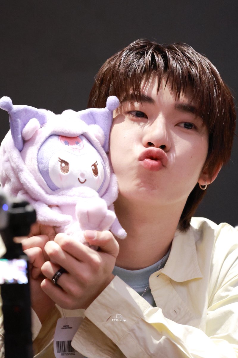 TTP_zip's tweet photo. 𖤐ˊ˗ 260920

น่ารักเนอะ 🐶💘

#twnpich 
YUMMY TIME TEETEEPOR 
#YummyPouchTTP https://t.co/awuqPXHpUF