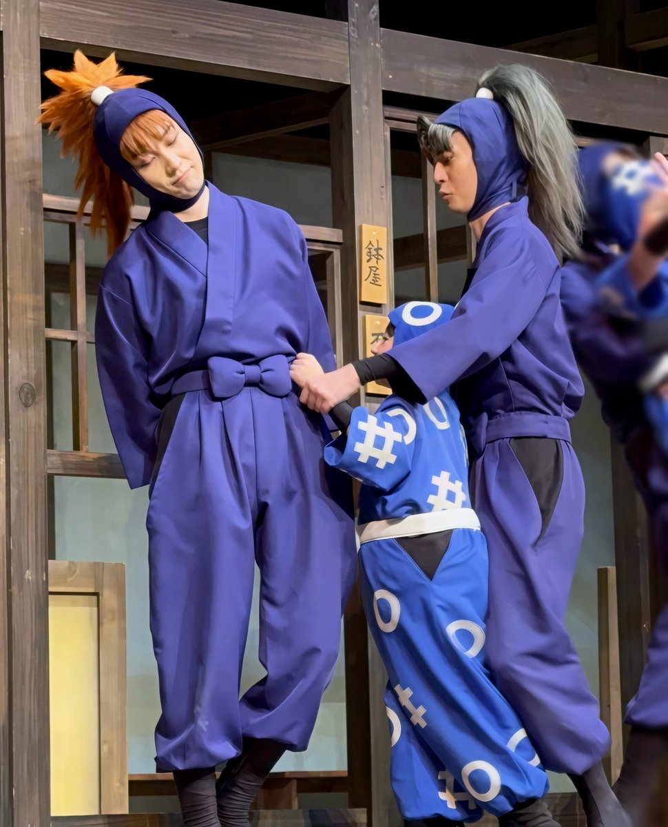 nikukyu_puni5's tweet photo. しんべえちゃまのパンチにやり返したら、竹谷から仇を打たれた三郎🥊(全部可愛い)
#劇団忍たま長屋 https://t.co/9HFVJgp0pp