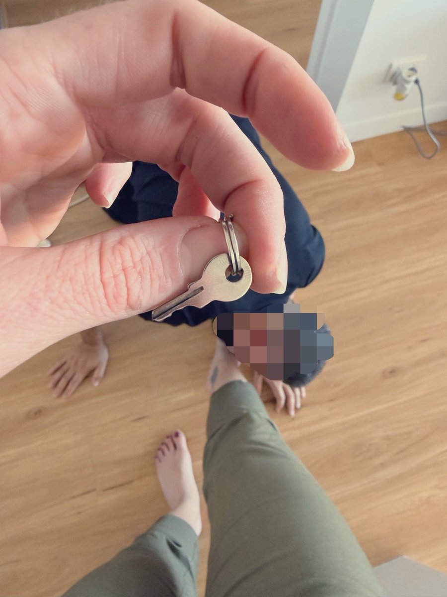 goddesshrtbrkr's tweet photo. Good boys get treated well 
#subby #femdomme #footworship #littlebitch #goddess #sissy #lickmyfeet #chastity https://t.co/a8VWIohjpL