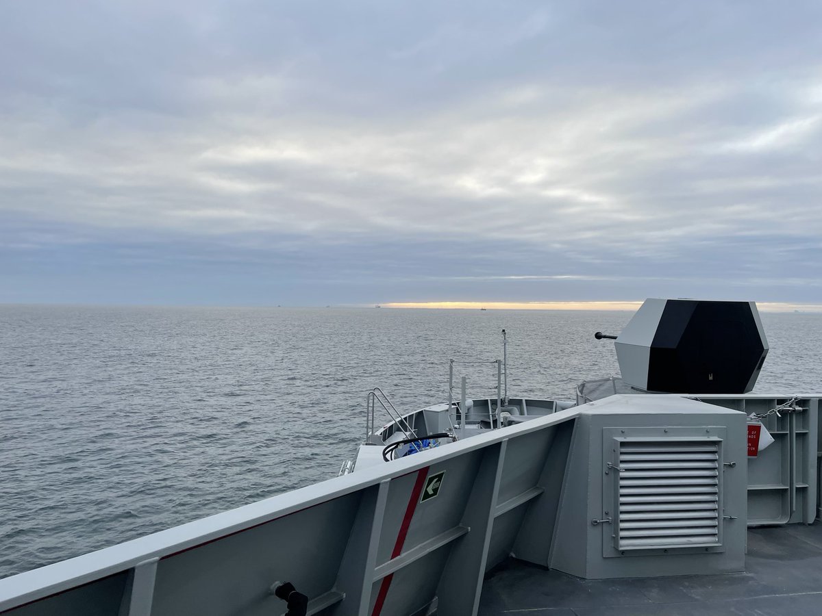 Commandant_TNAI's tweet photo. Good morning Belgium! Feels good to be heading home. https://t.co/68sWpxtOn0