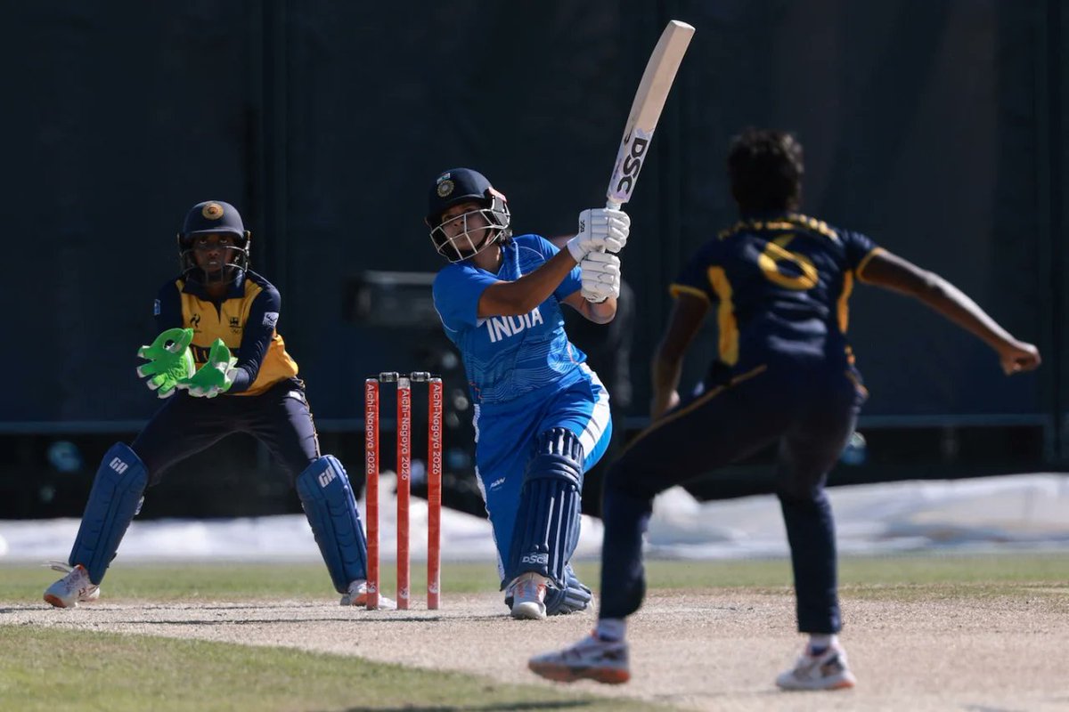 CricinfoHindi's tweet photo. #TeamIndia ने #SriLanka के सामने दिया 217 रनों का विशाल लक्ष्य 🏏
लाइव : https://t.co/nS47FT3jM4
#AsianGamesFinal | #INDvSL | #SLvIND https://t.co/trBTuv2zQf