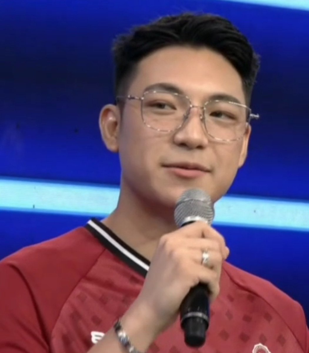 D_simplejazzy's tweet photo. Napaka-gwapo nya ohh!! 🥹😍❤️

#DARREN @Espanto2001
#ShowtimePwedengSumaya https://t.co/OiKsMlhb6x