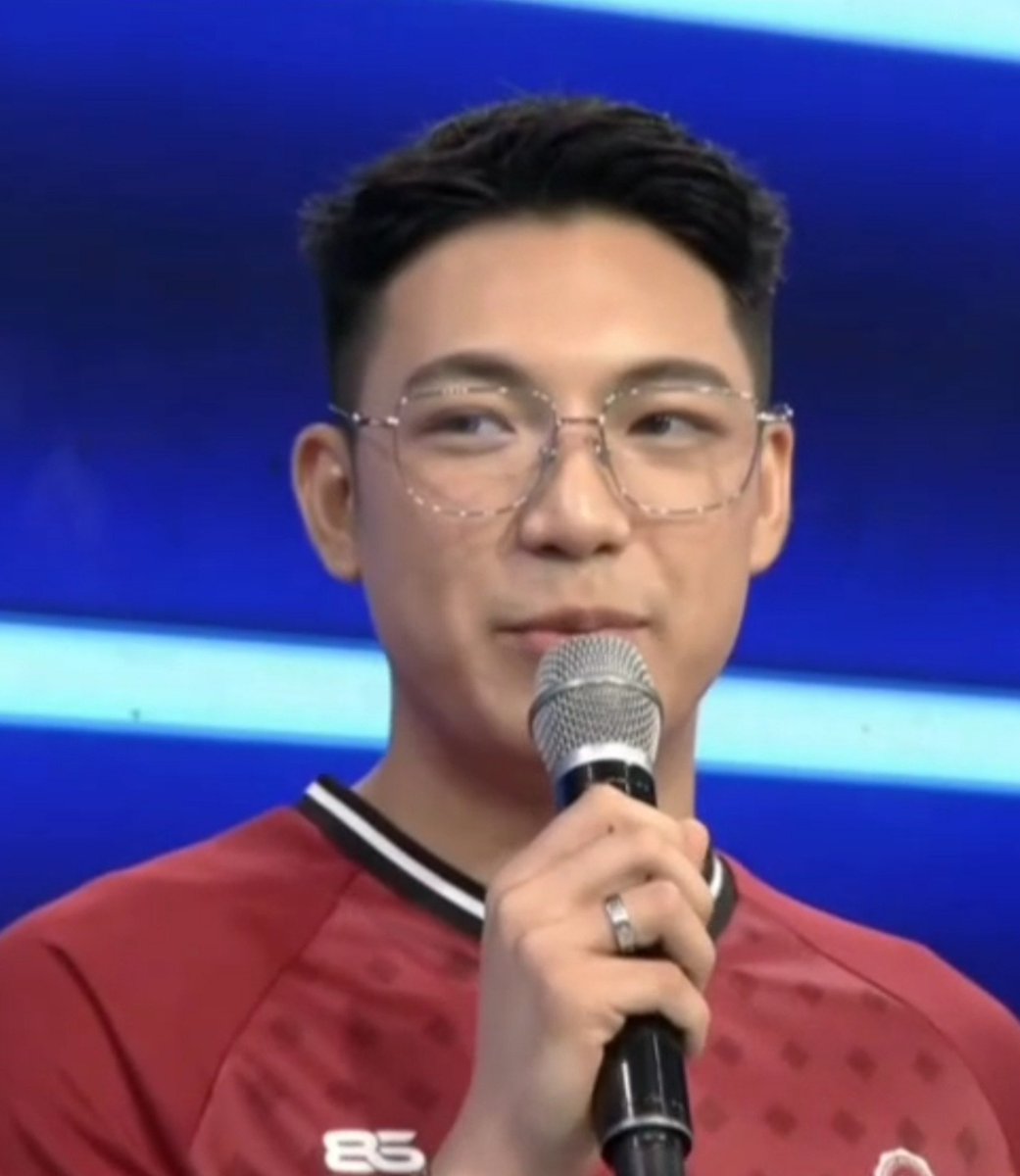 D_simplejazzy's tweet photo. Napaka-gwapo nya ohh!! 🥹😍❤️

#DARREN @Espanto2001
#ShowtimePwedengSumaya https://t.co/OiKsMlhb6x