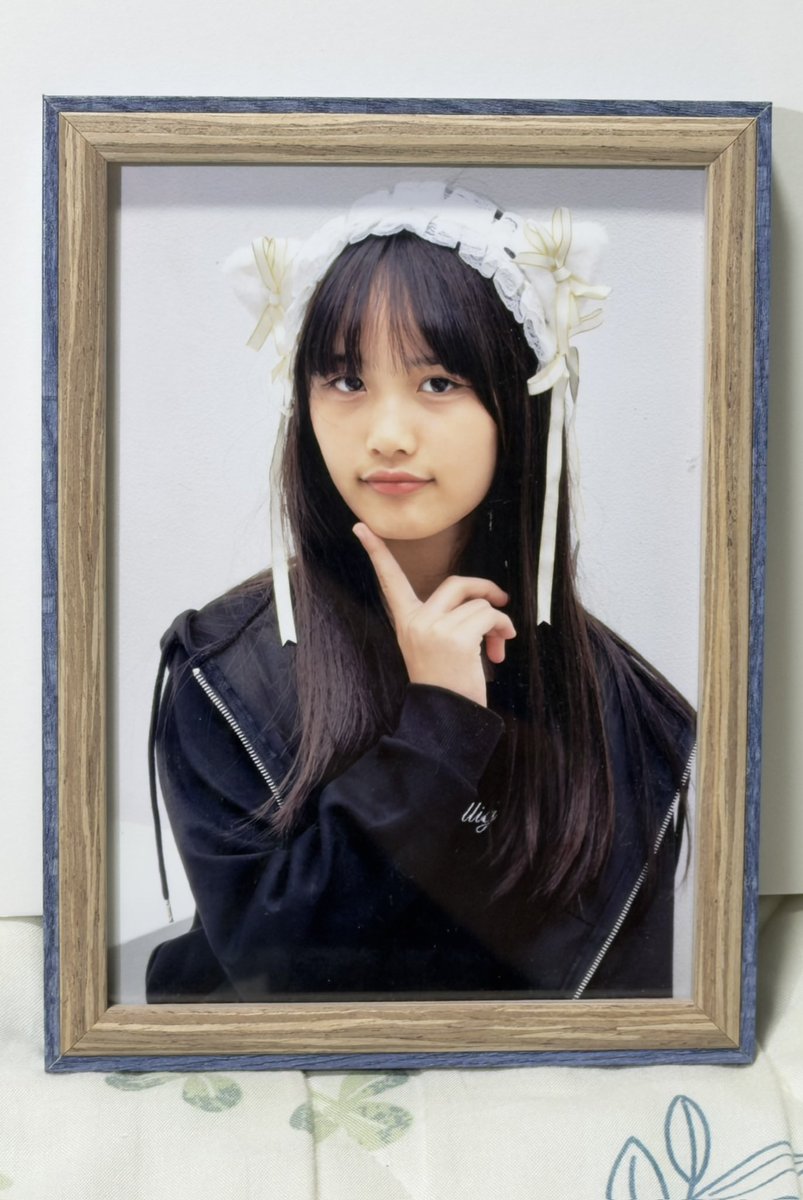 vbuMZSI1SW71468's tweet photo. #りあにゃん
第２弾の写真📸をプリントしました！

第2弾めの奴は、しまってあります！
フレーム1つしかないので今回は第2弾
の奴をフレームに入れてみました！✨✨

やっぱり りあにゃんは、映える✨✨
アート作品みたいになった✨✨✨✨ https://t.co/B1rmMJ22h8