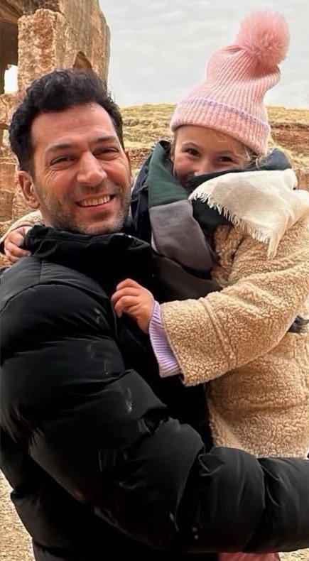 MuratMetaxia's tweet photo. #treesarewatching film backstage #MuratYıldırım https://t.co/kWnNG1qyN4