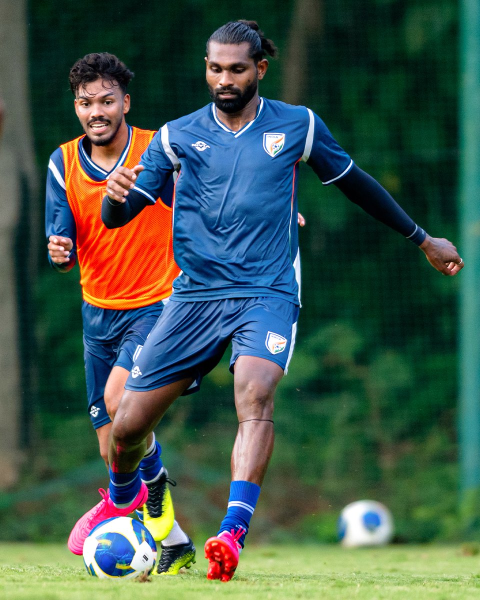 IndSuperLeague's tweet photo. Practice mode: Activated.🔋

The #BlueTigers putting in the hard yards in Bengaluru, ahead of #INDPAN. 💪

#IndianFootball https://t.co/VQVBlaPSUn